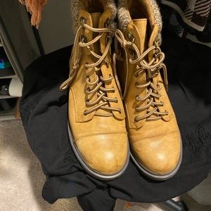 8 1/2 boots